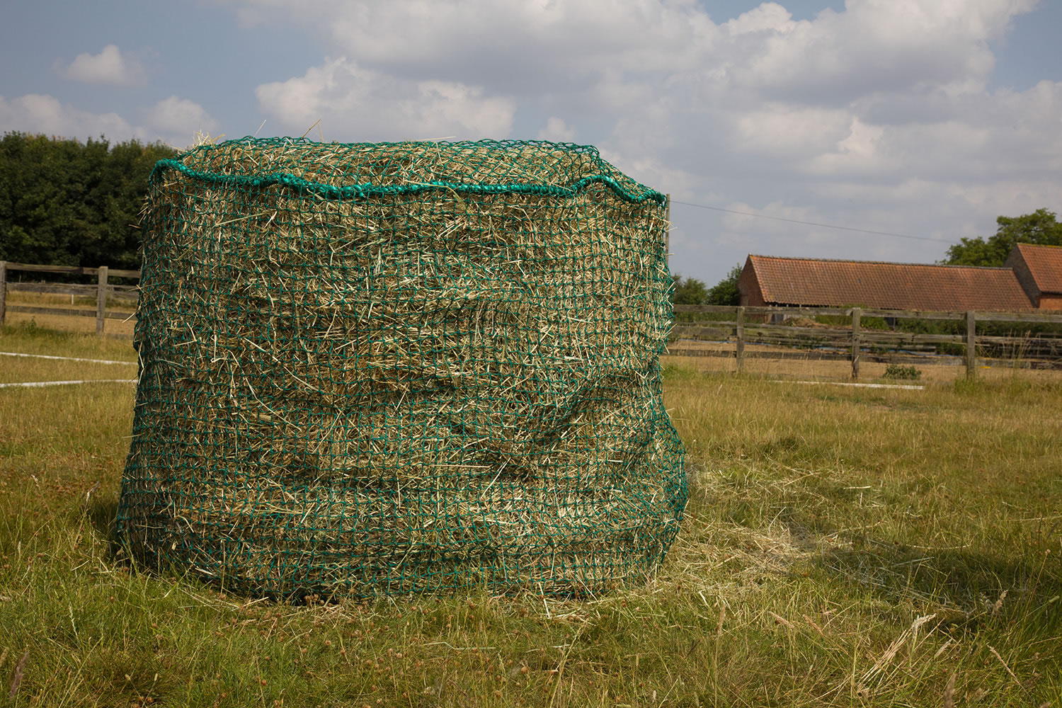 TRICKLE NET LARGE ROUND BALE NET